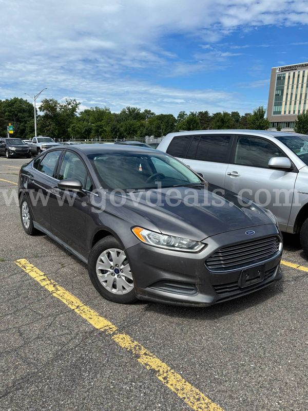 2014 Ford Fusion S