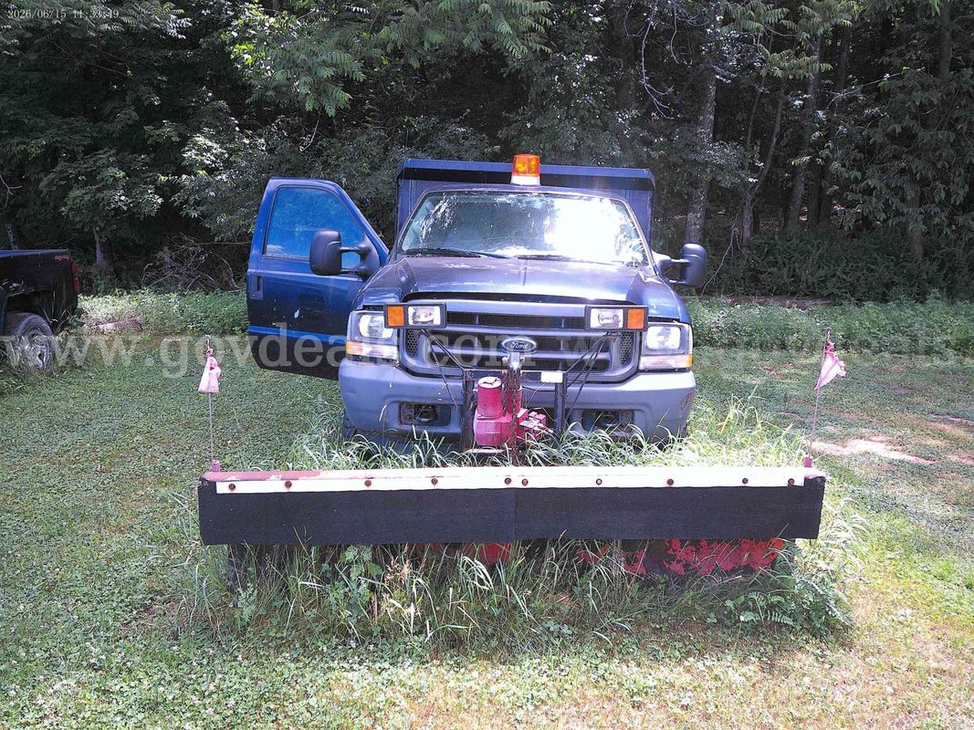 2003 Ford F-350 SD XL 4WD
