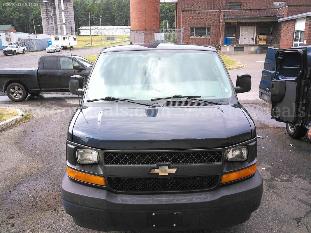 2017 Chevrolet Express LS 3500 Extended