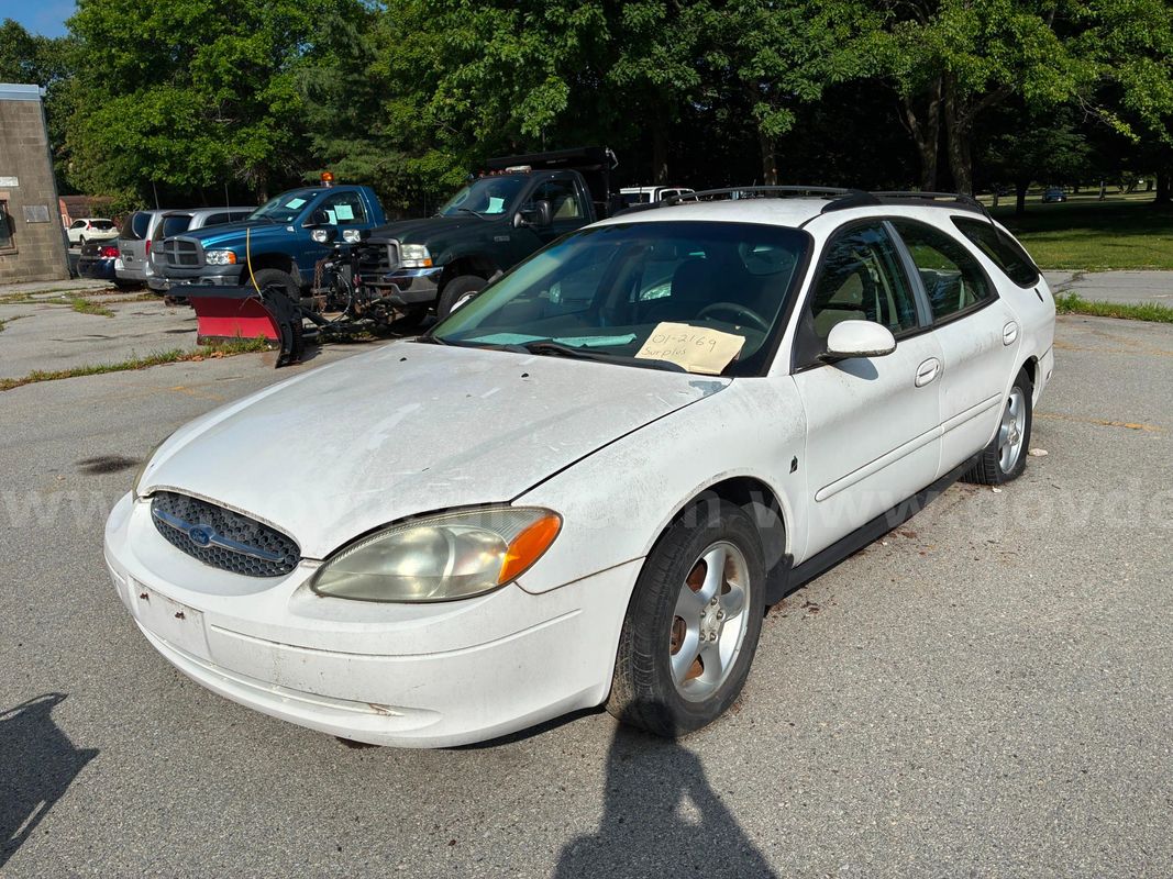 2001 Ford Taurus Wagon SE