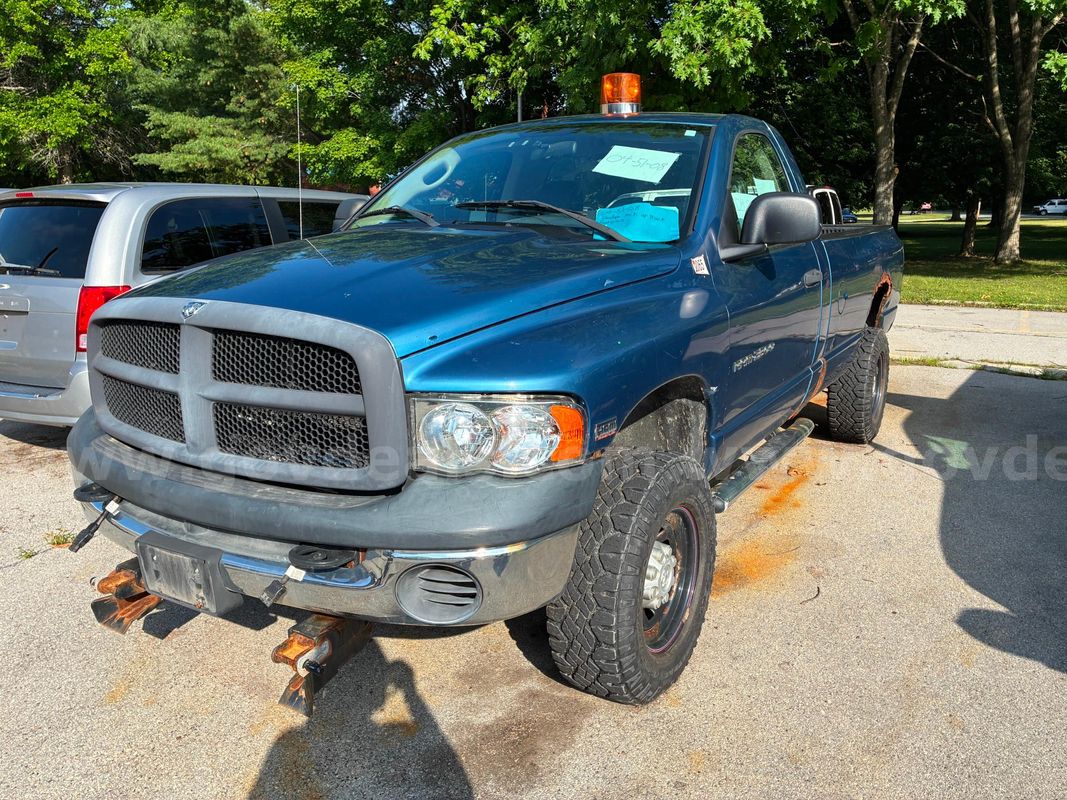 2004 Dodge Ram 2500 ST 4WD