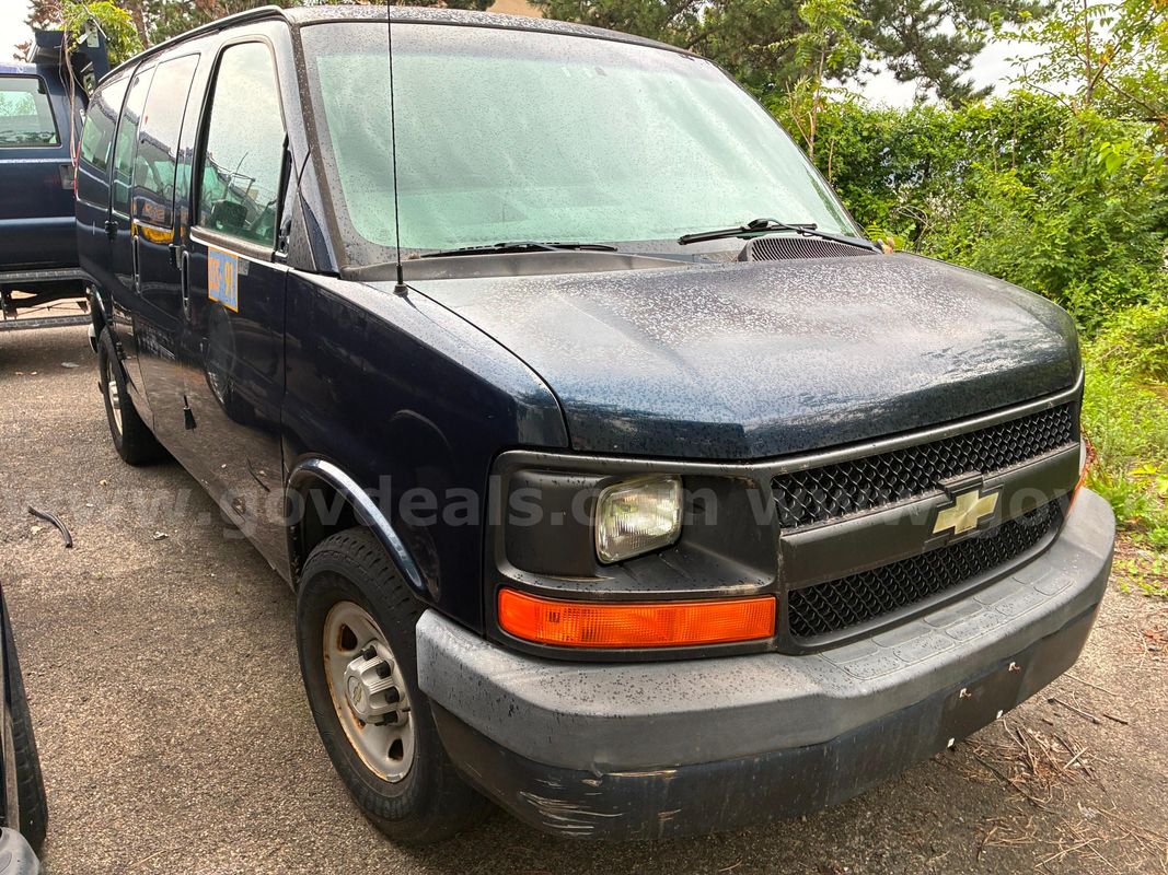 2009 Chevrolet Express LS 2500