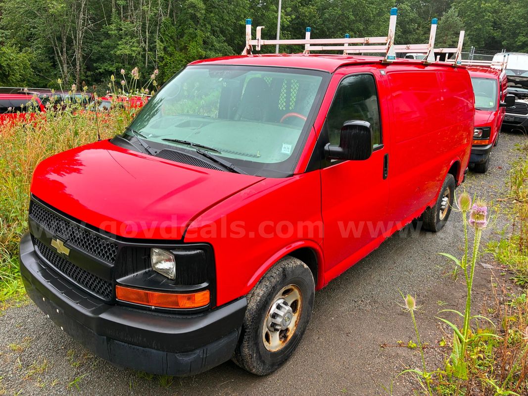 2011 Chevrolet Express 2500 Cargo - Utility
