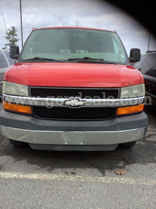 2009 Chevrolet Express LS 3500 Extended