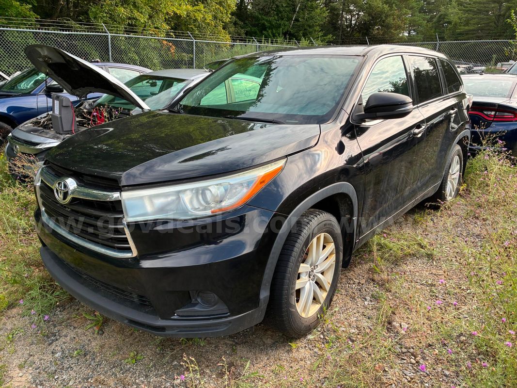 2016 Toyota Highlander LE AWD V6