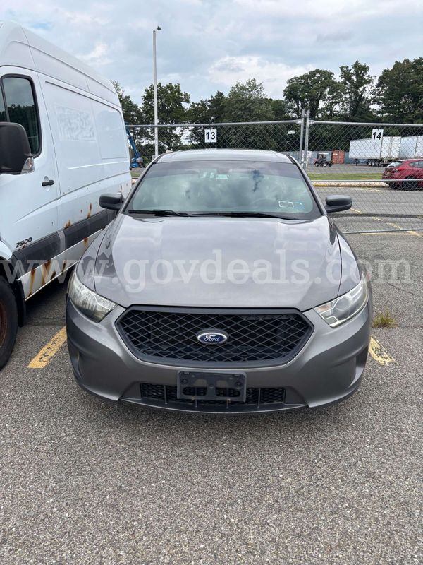 2015 Ford Taurus