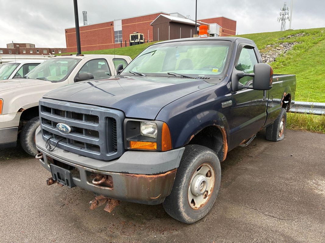 2007 FORD F-250 SD XL 4WD