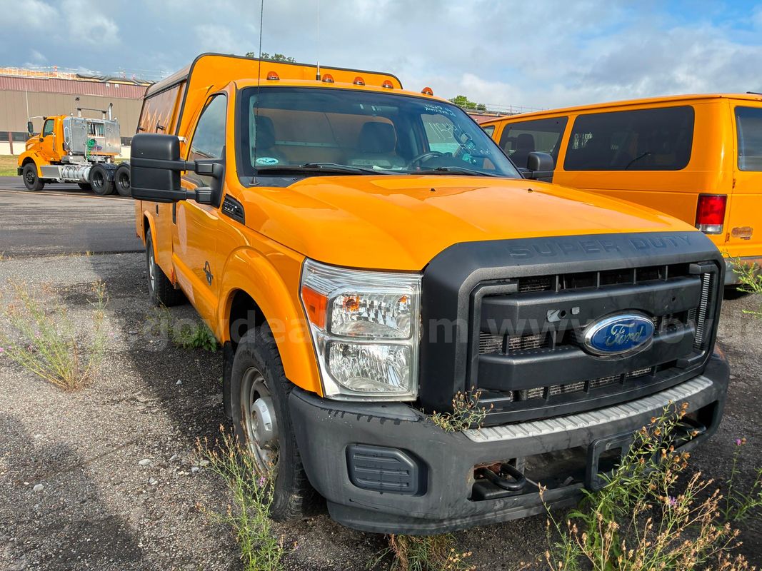 2011 Ford F-350 SD XL 2WD
