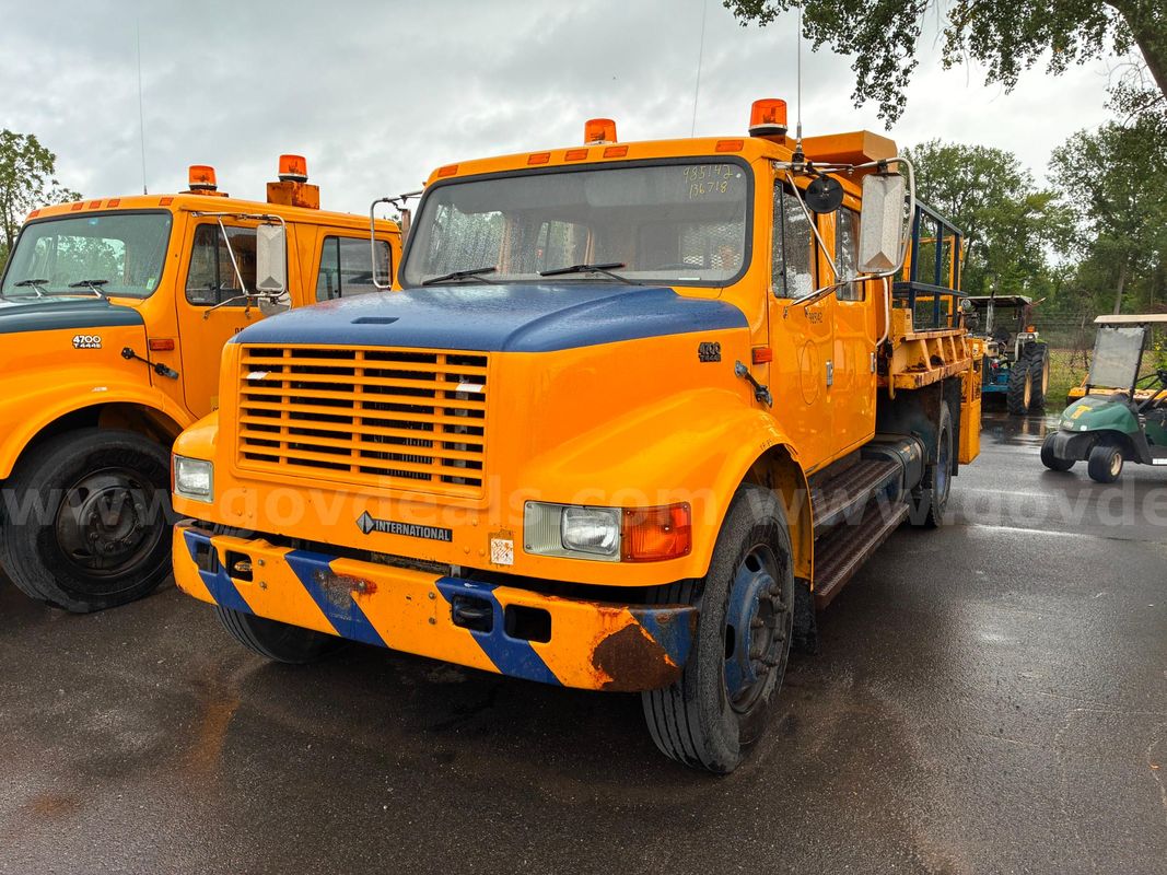 1999 International 4700 - Dump Truck