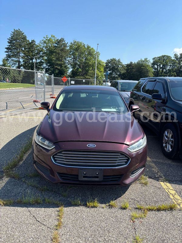 2013 Ford Fusion SE