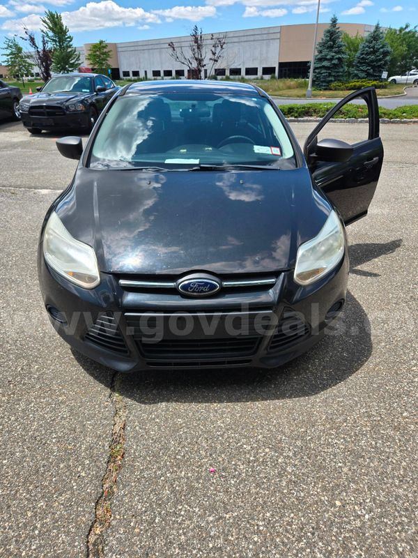 2014 Ford Focus S Sedan