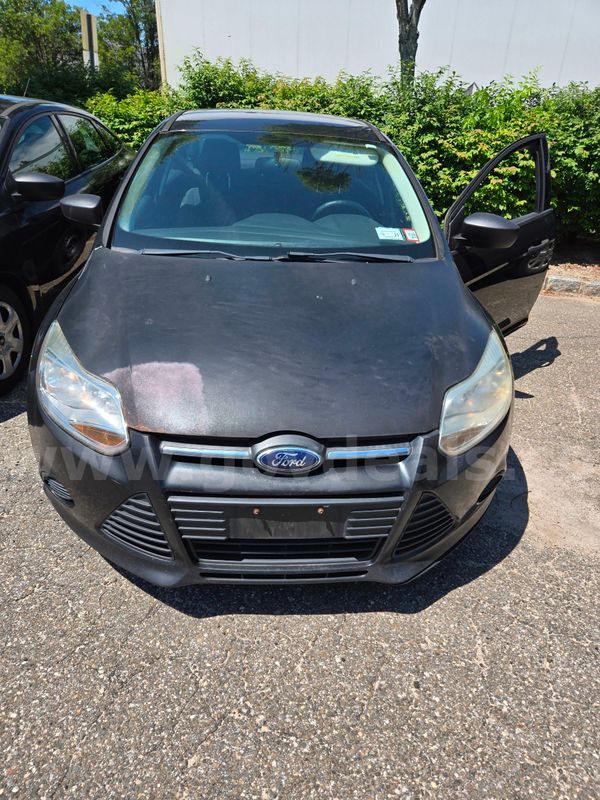2014 Ford Focus S Sedan