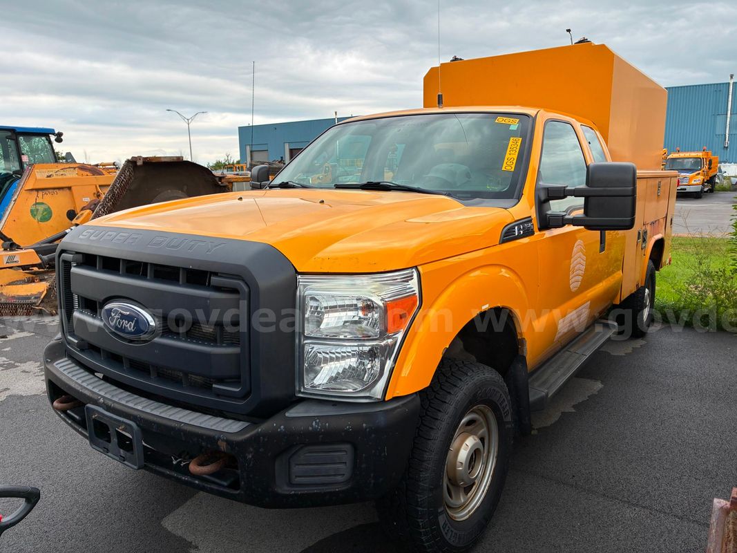 2013 Ford F-250 SD XLT SuperCab Long Bed 4WD