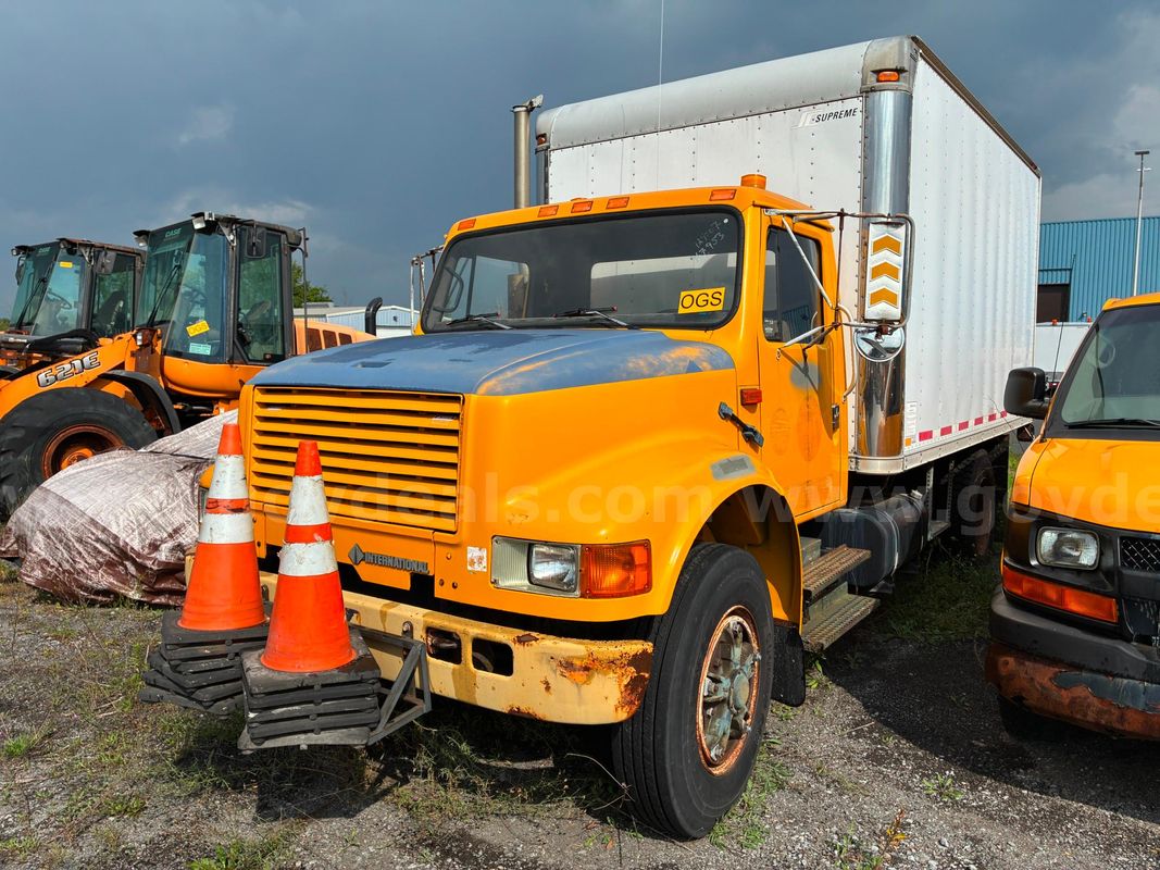 1992 International 4600 - Box Truck