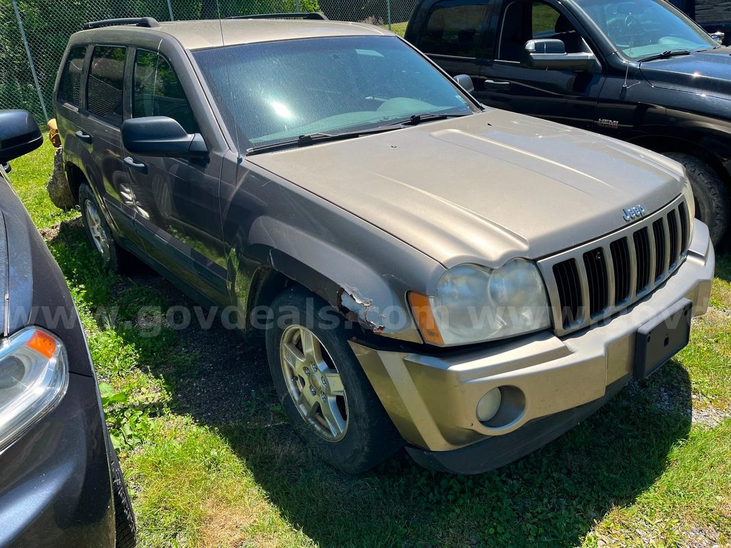 2006 Jeep Grand Cherokee Laredo 4WD