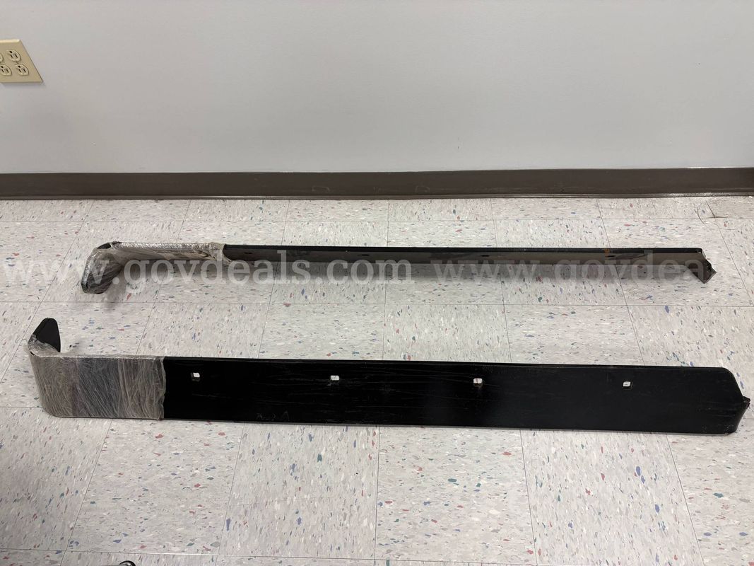 Boss V-plow cutting edges