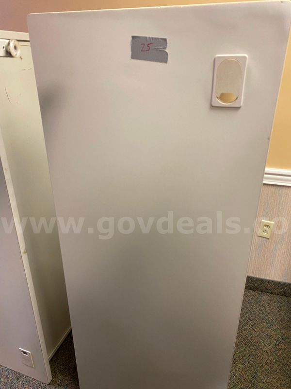 Desks, Metal (lot of 1), Office Chairs (lot of 2)