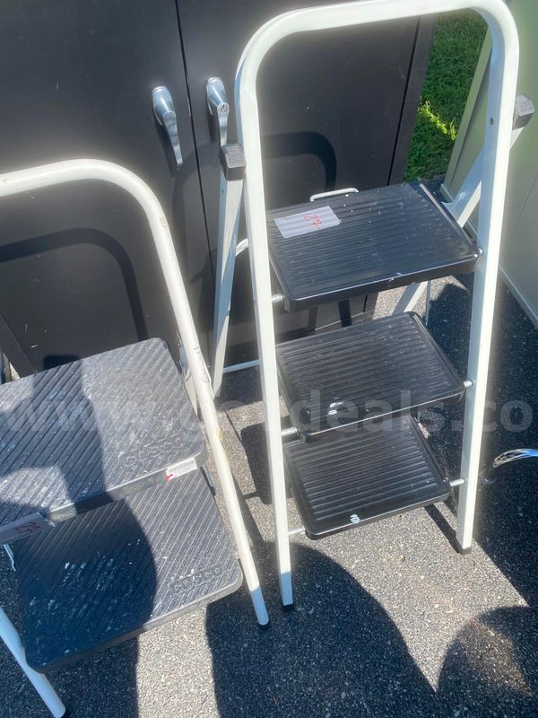 Folding step ladders (2), Rolling Stool (lot of 1), 2 Door Metal Cabinet (lot of 1)