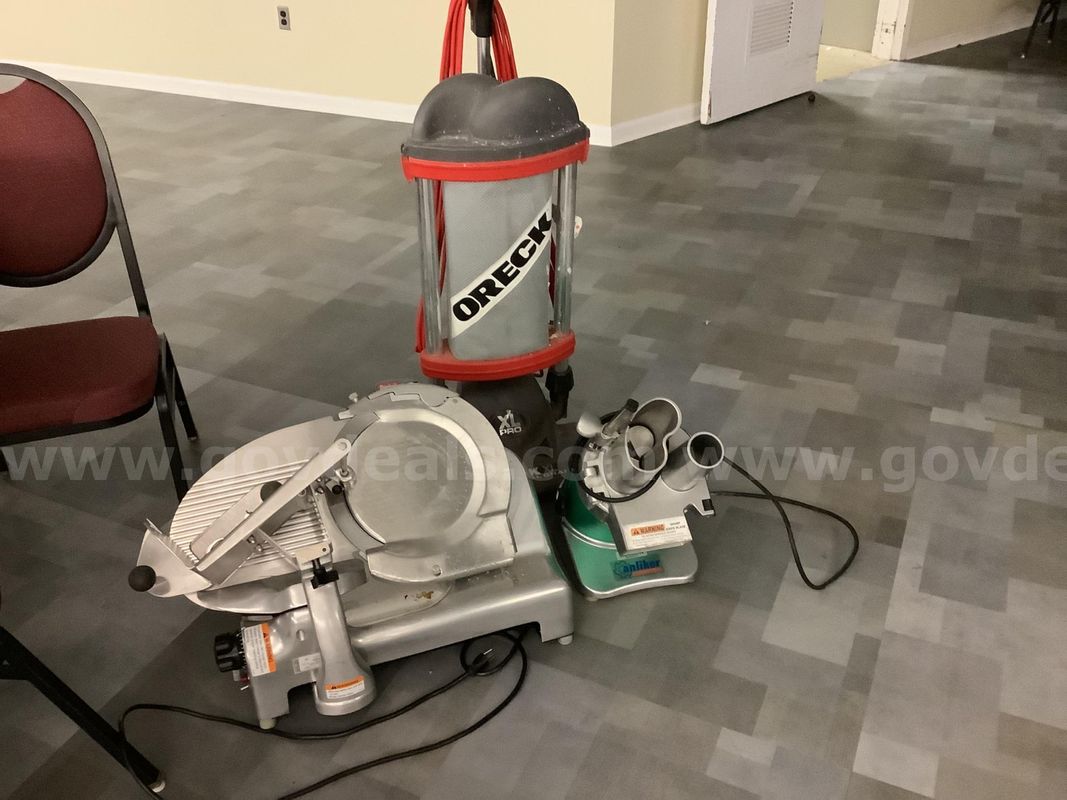 Lot of Slicer, Food Processor and Vacuum Cleaner