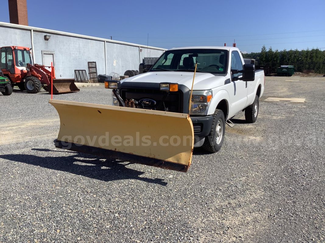 2013 Ford F350 4WD Pickup with Snow Plow