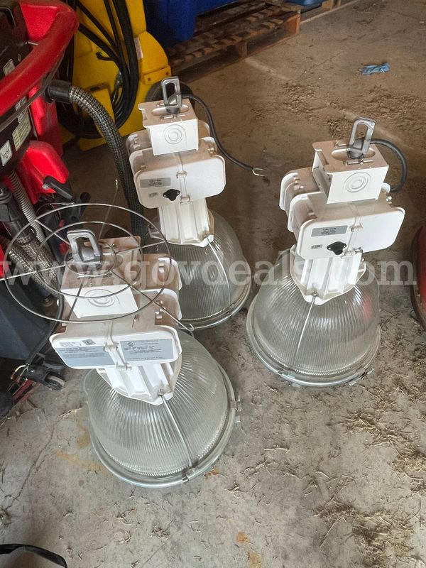 Lot of 3 Light Fixtures