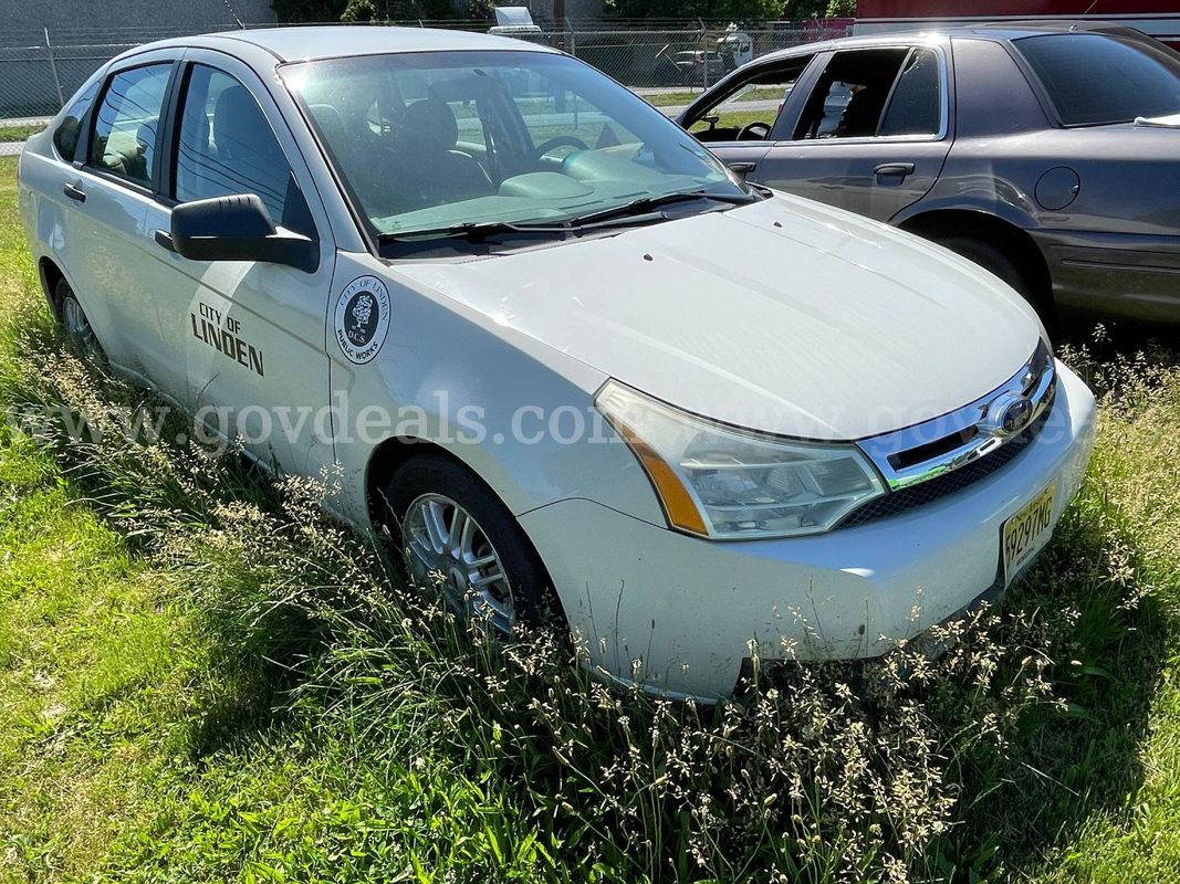 2009 Ford Focus SE Sedan