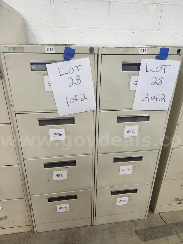 Lot of 2 - 4 Drawer Filing Cabinets (NO KEYS) 18"x28"x52"