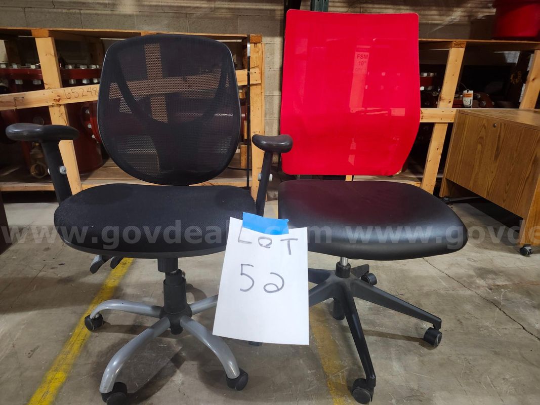 1-Black Office Chair (W/Armrests) & 1 Red/Black Office Chair (No Armrests)