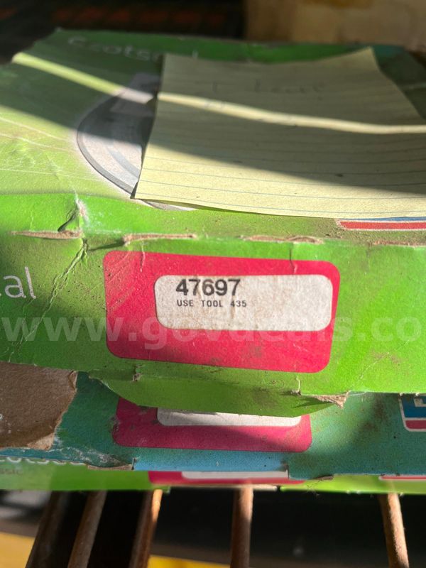 Mixed lot of 3 Wheel Seals