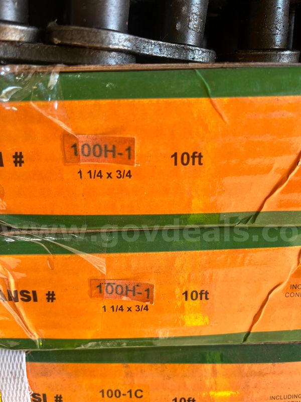 Mixed lot of Tritan Roller Chain