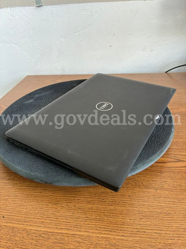 Dell Latitude 3420 Laptop – Intel Core i7-1165G7 – 8GB RAM – 256GB Storage