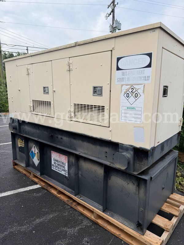 Olympian 40 kW Diesel Standby Generator Caterpillar/Perkins Engine 1,145 Hours 120/240V Single Phase