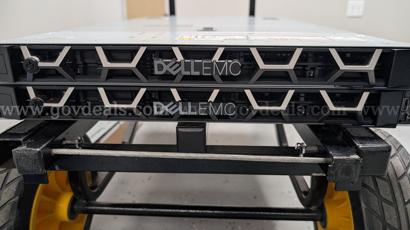 Lot of Two Dell EMC R650 Servers with RAM