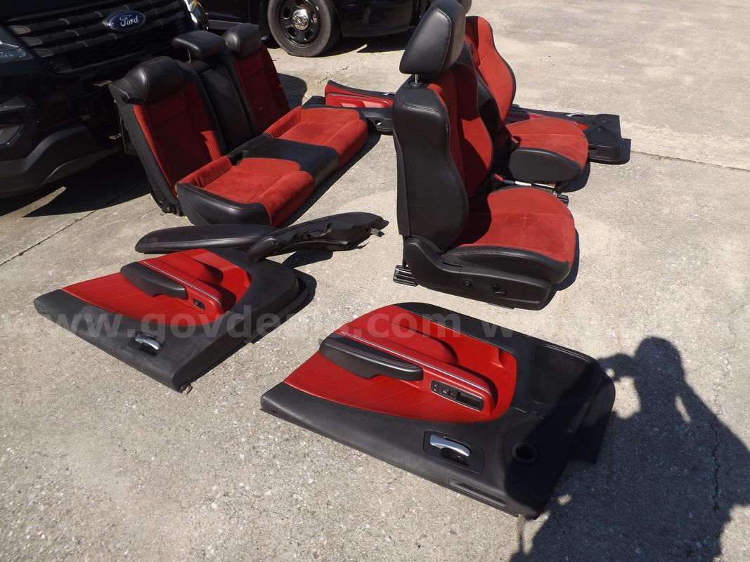 2012 red and black seats