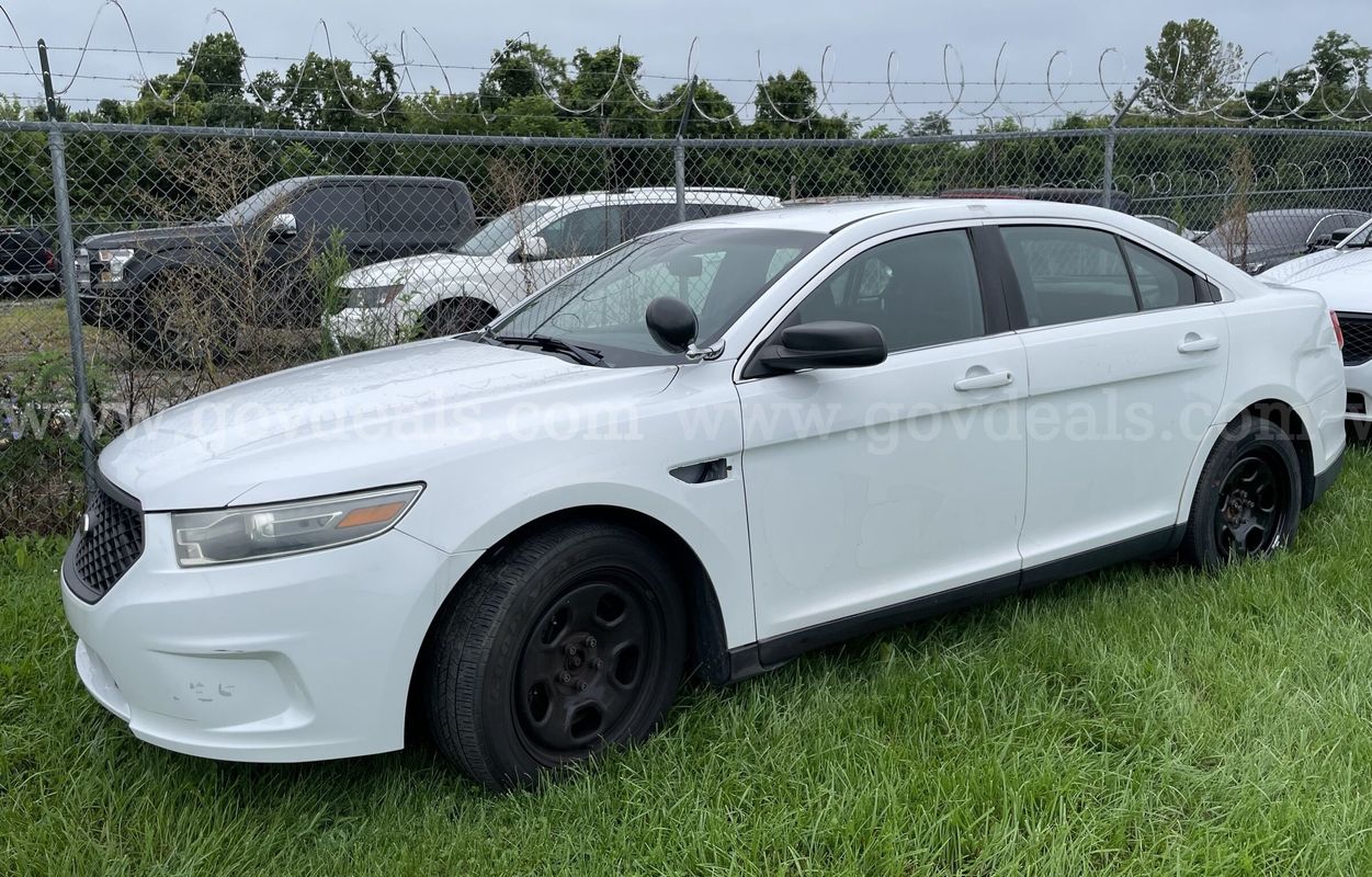 2014 Ford Taurus