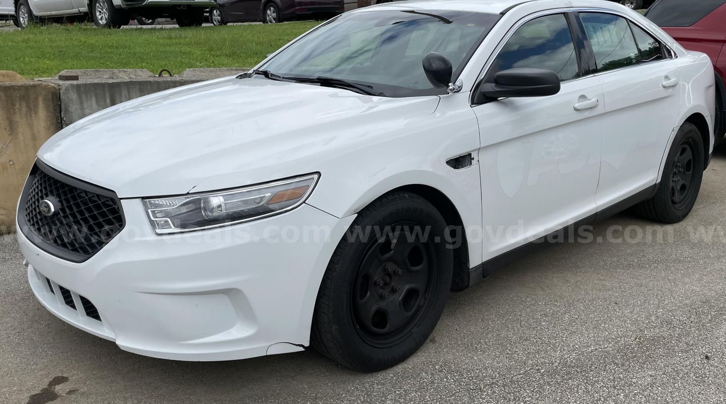 2014 Ford Taurus