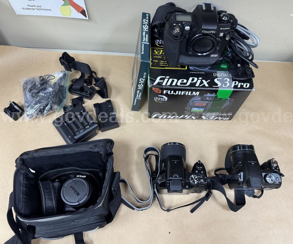 Lot of Digital Cameras & Accessories **PICK-UP ONLY**