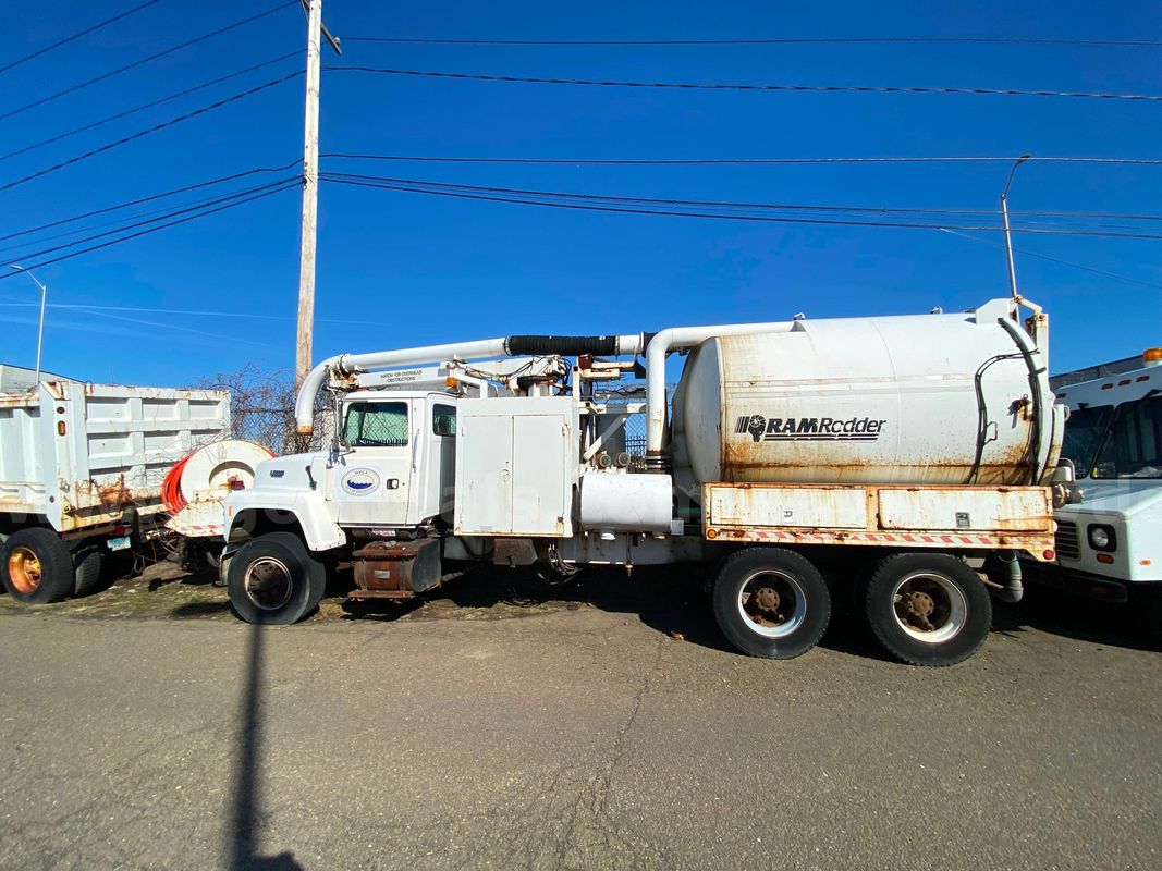 1994 Ford LNT8000F Ram Rodder
