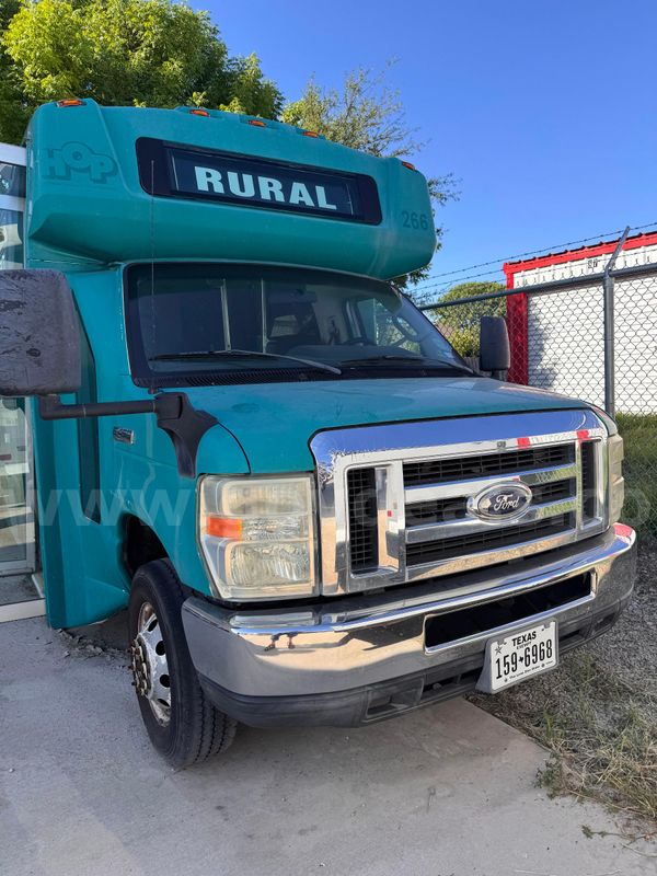 2015 Ford Econoline