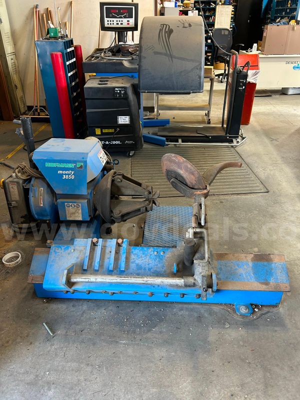 Hoffman Monty 3850 Tire Changer