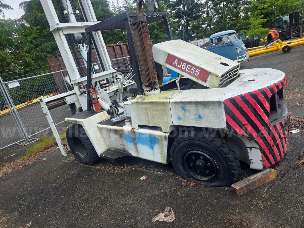 Swing Shift 2358596 Forklift