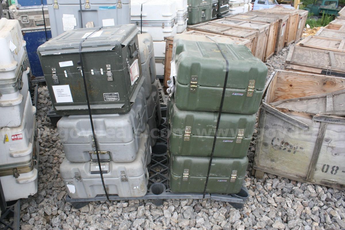 Lot of 10 US Military Pelican / Hardigg Style Cases