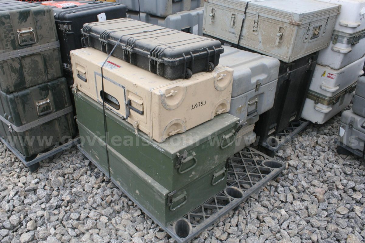 Lot of 6 US Military Pelican / Hardigg Style Cases