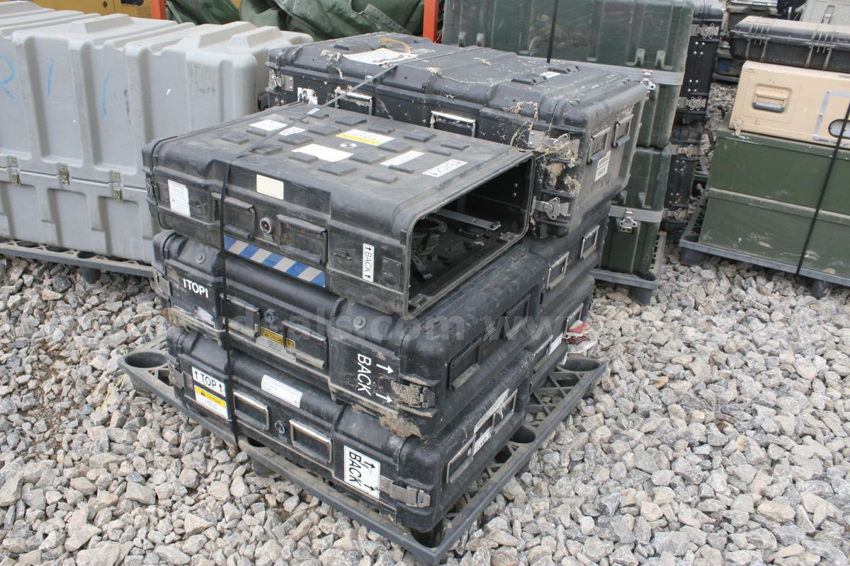 Lot of 6 US Military Pelican / Hardigg Style Cases