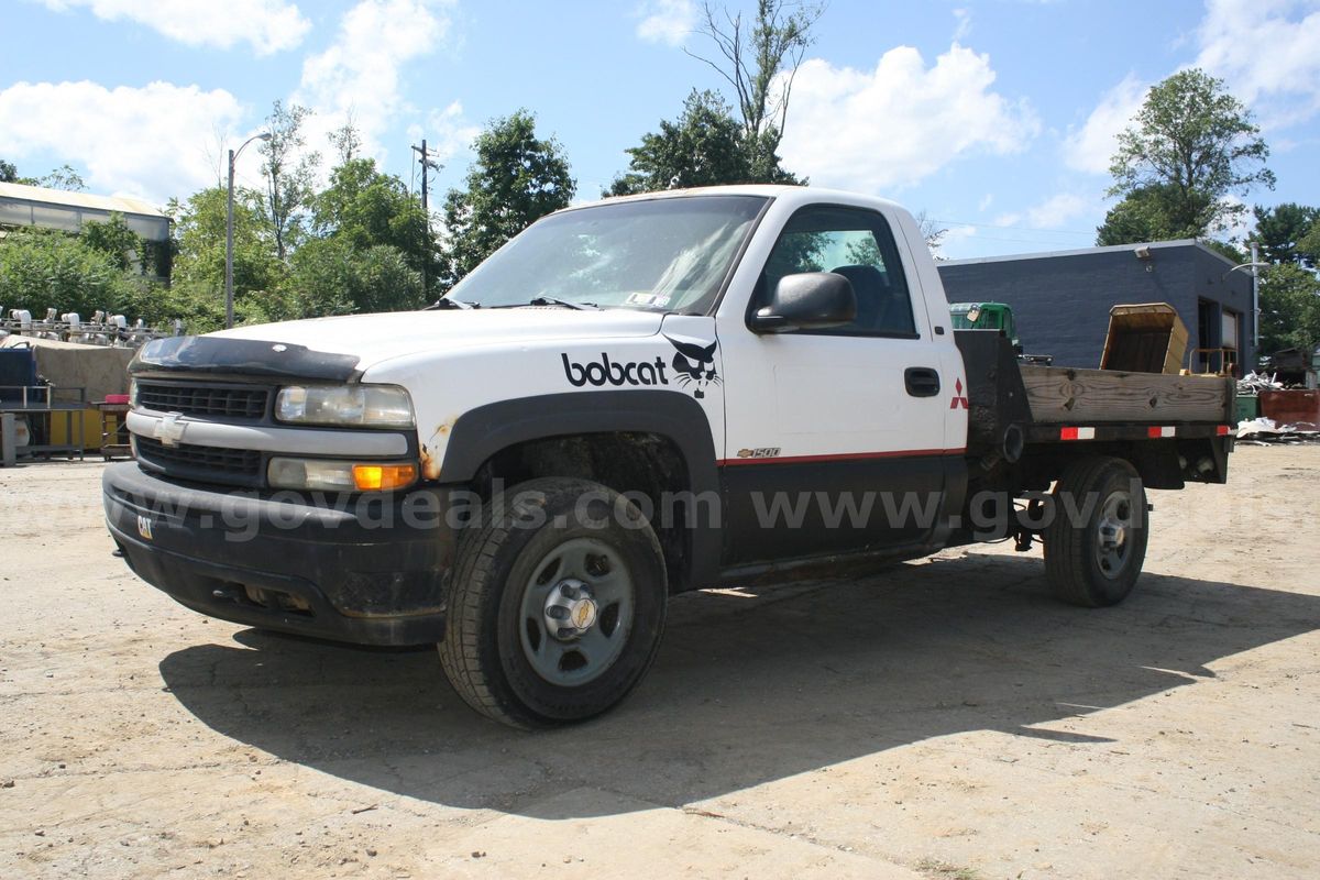 2001 Chevrolet Silverado 1500 8ft Bed 4WD
