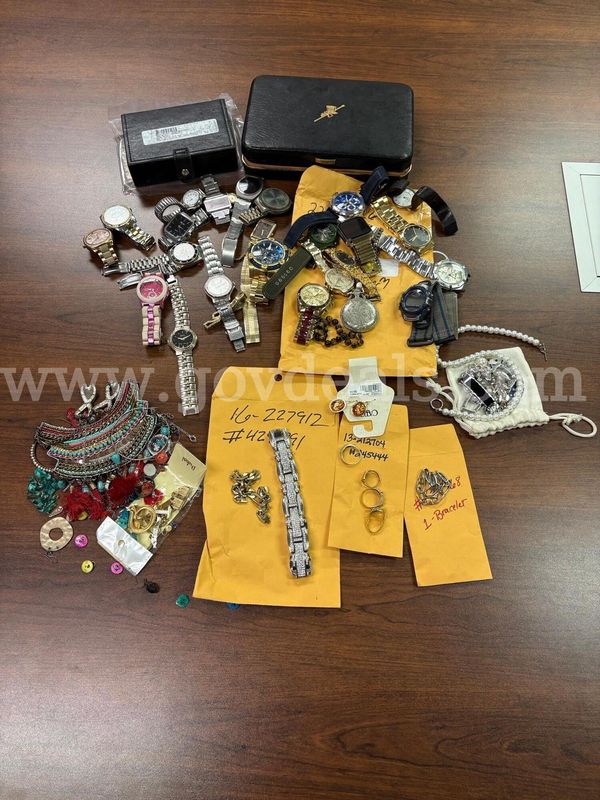 Assorted Confiscated Jewelry Lot1