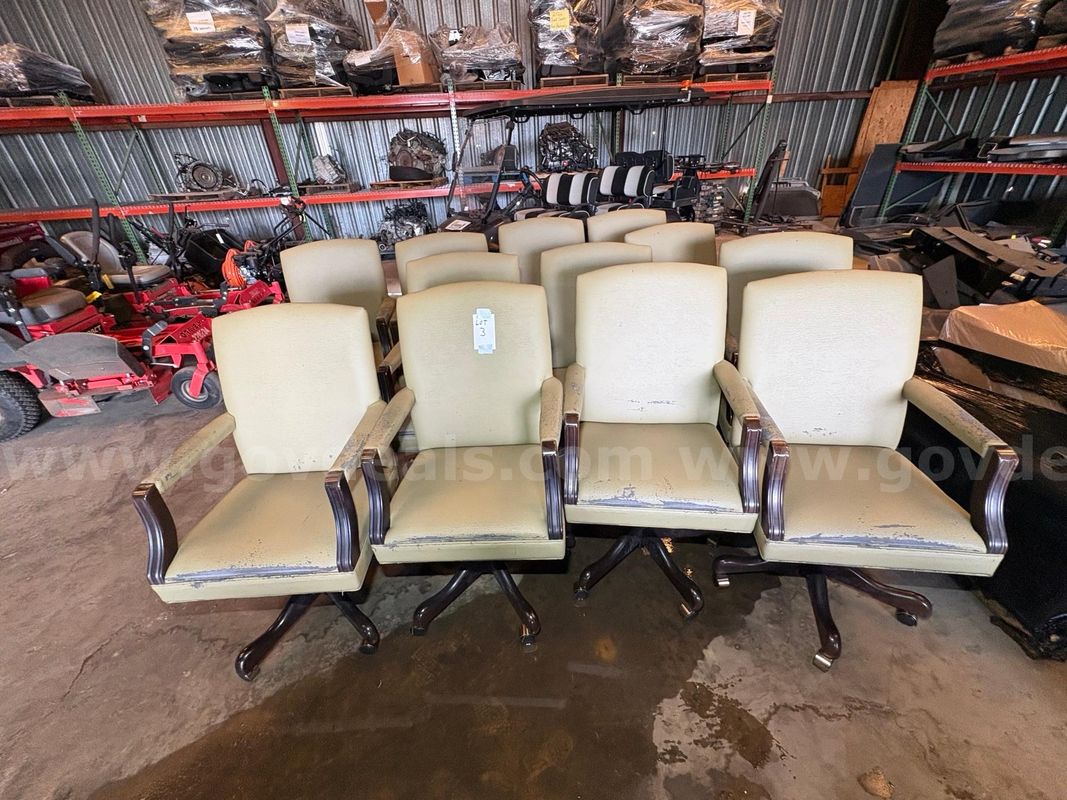 Lot of 12 Used Office Chairs