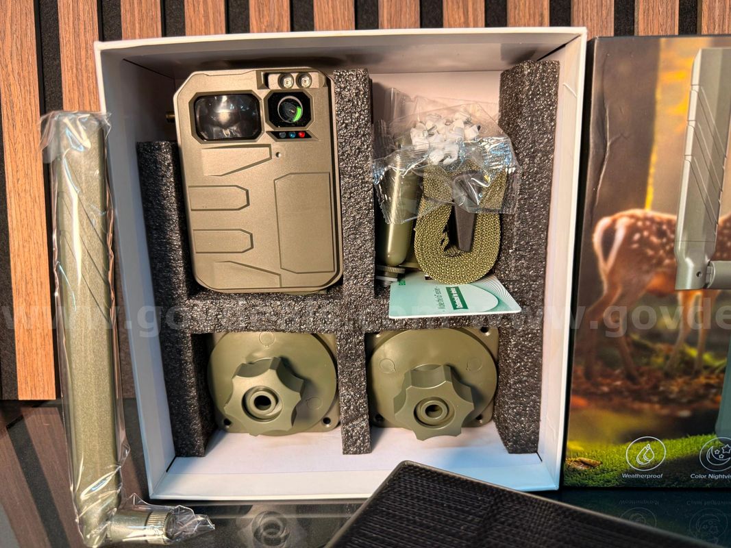 Free Shipping - New 4MP 2K Solar Powered Cellular Trail Camera with Live Streaming & SIM Card