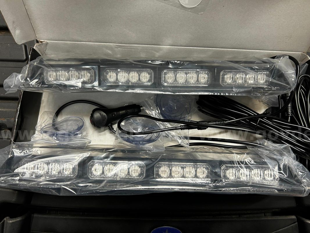 FREE SHIPPING NEW Red Blue Emergency Strobe Dash Lights, 2x14", 32 LED, 26 Modes, Suction Mount, 12V