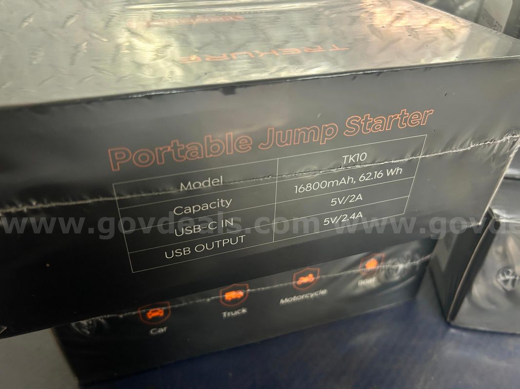 Free Shipping - Brand New Portable Car Battery Jump Starter 3500A 16800mAh Jump Box